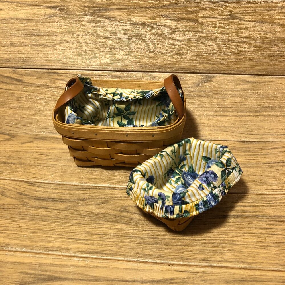Vtg Longaberger Baskets set of two signed & lined